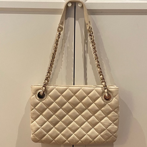 Kate Spade White Quilted Shoulder Bag - Picture 3 of 13